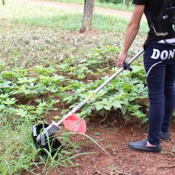 富强果园耕地除草机小型菜园锄草机 汽油背负式开沟机 土壤松土开沟机 果树施肥旋耕机 耕地除草机